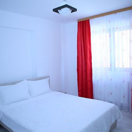 Rcc Apartaments Focsani Luaran gambar