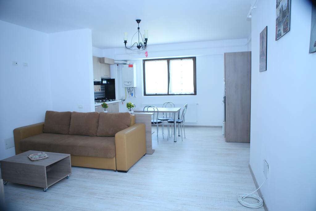 Rcc Apartaments Focsani Luaran gambar